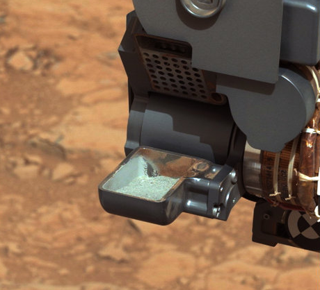 NASA的火星车好奇号,已取得岩石粉末并发回了照片,即将展开第一次分析